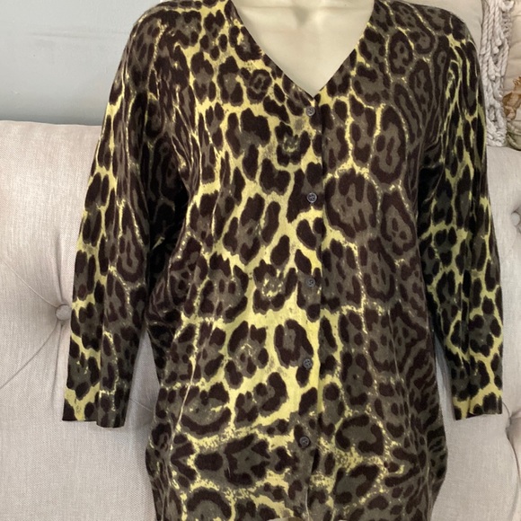 NEIMAN MARCUS CASHMERE COLLECTION Button down sweater jacket 3/4 sleeves size XL - Picture 5 of 16